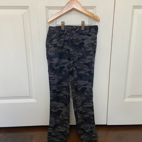 GAP Kids Boys Everyday Camo Print Draw String Pull On Jogger Pants - Picture 1 of 6